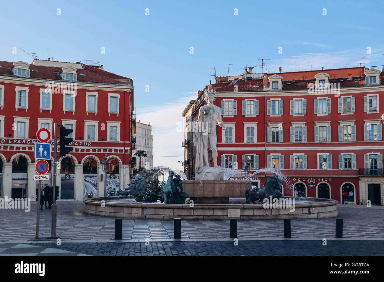 Nice, France - 17.03.2023 : place Massena dans le centre de Nice le matin Banque D'Images