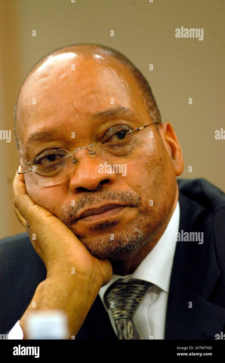 12 juin 2003, Durban, Afrique du Sud - Forum économique mondial, Sommet économique africain. Atelier de gouvernance politique avec le vice-président Jacob Zuma. Crédit photo : Eric Miller / african.Pictures Banque D'Images