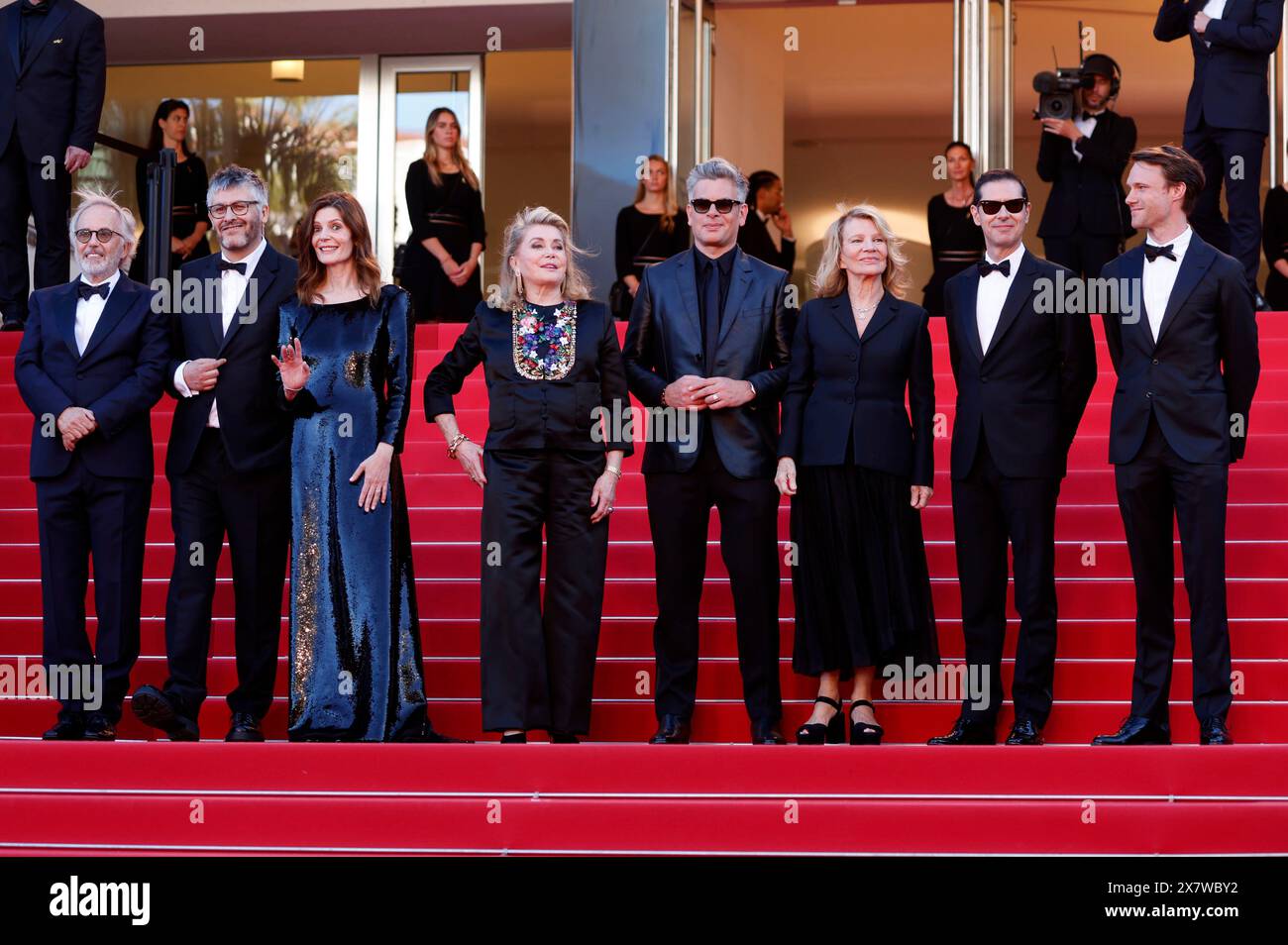 Fabrice Luchini, Christophe honore, Chiara Mastroianni, Catherine Deneuve, Benjamin Biolay, Nicole Garcia, Melvil Poupaud und Hugh Skinner BEI der Premiere des Kinofilms 'Marcello Mio' auf dem Festival de Cannes 2024 / 77. Internationale Filmfestspiele von Cannes im Palais des Festivals. Cannes, 21.05.2024 Banque D'Images