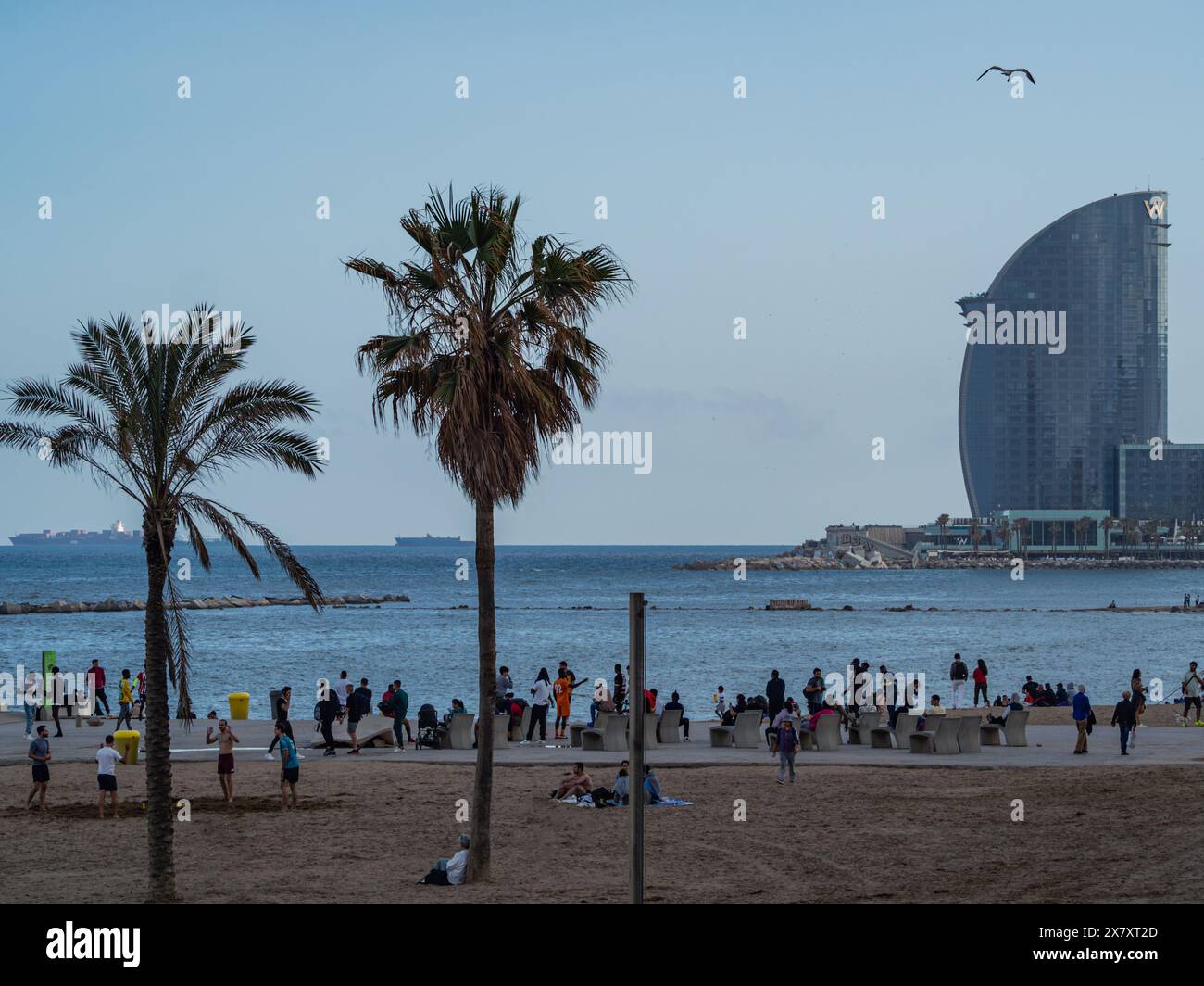 Gros plan du luxueux hôtel 5 étoiles W Barcelona est situé sur le front de mer le long de la célèbre promenade Barceloneta. Banque D'Images