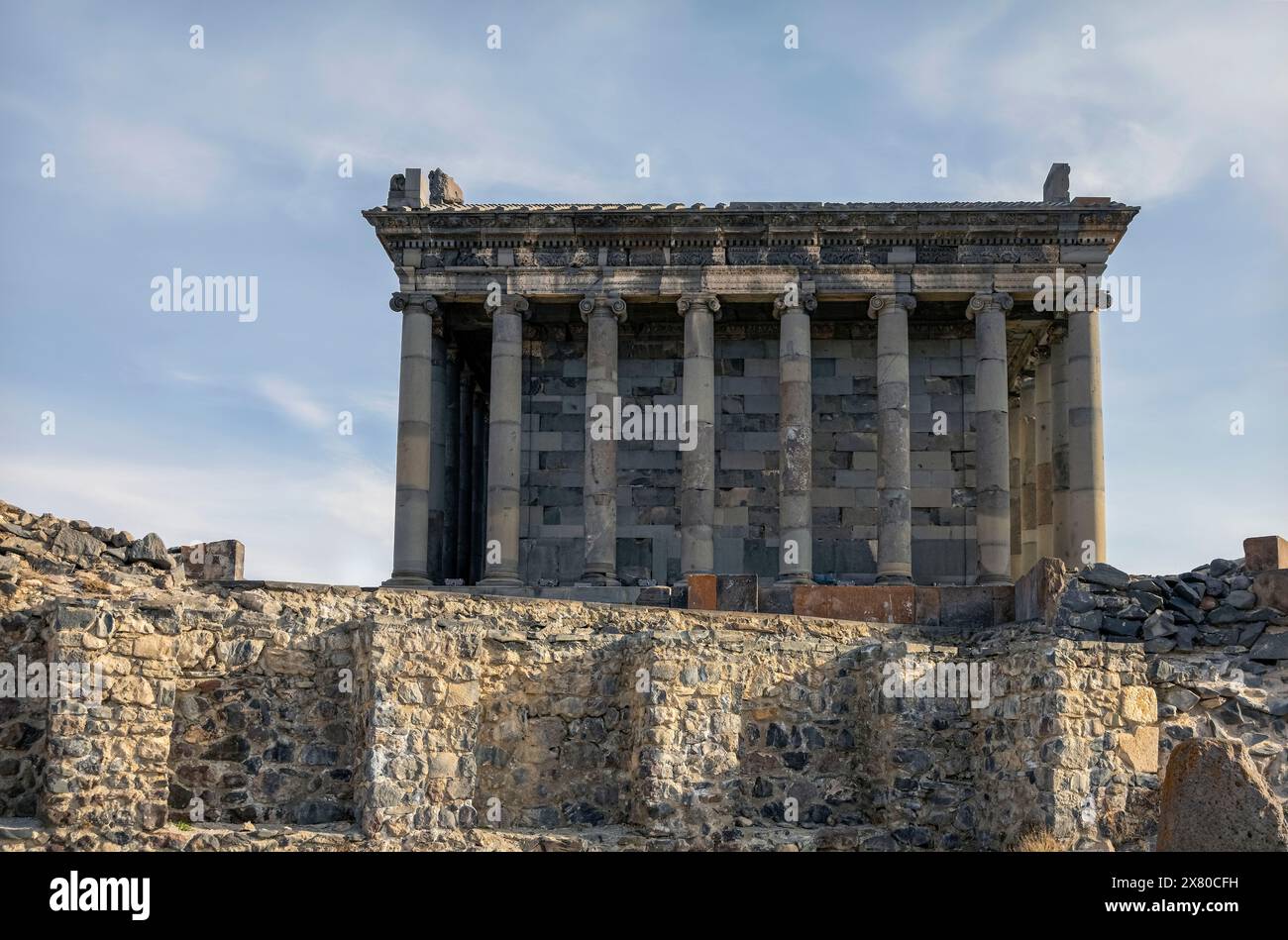 Temple GARNI : site archéologique de Garni en Arménie, janvier 2024 I., élévation latérale du temple Garni. Banque D'Images
