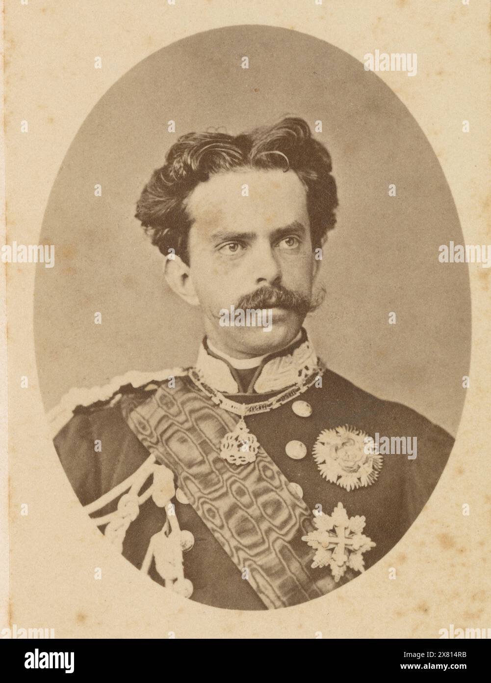 Antique c1866 carte de visite photographie, Umberto I (1844-1900) fut roi d'Italie de 1878 jusqu'à son assassinat. SOURCE : CDV ORIGINAL Banque D'Images
