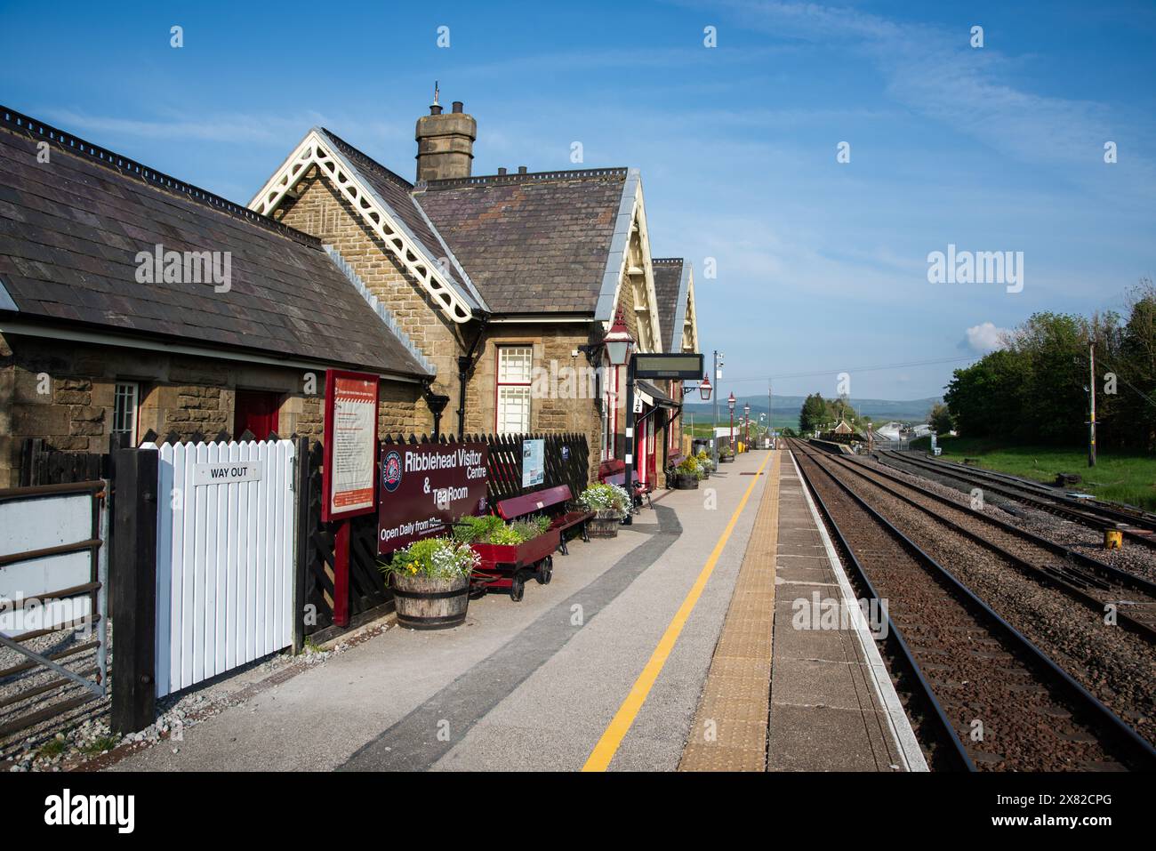 Quai et gare, Ribblehead Station, s'installent à Carlise Line, Angleterre, Royaume-Uni Banque D'Images