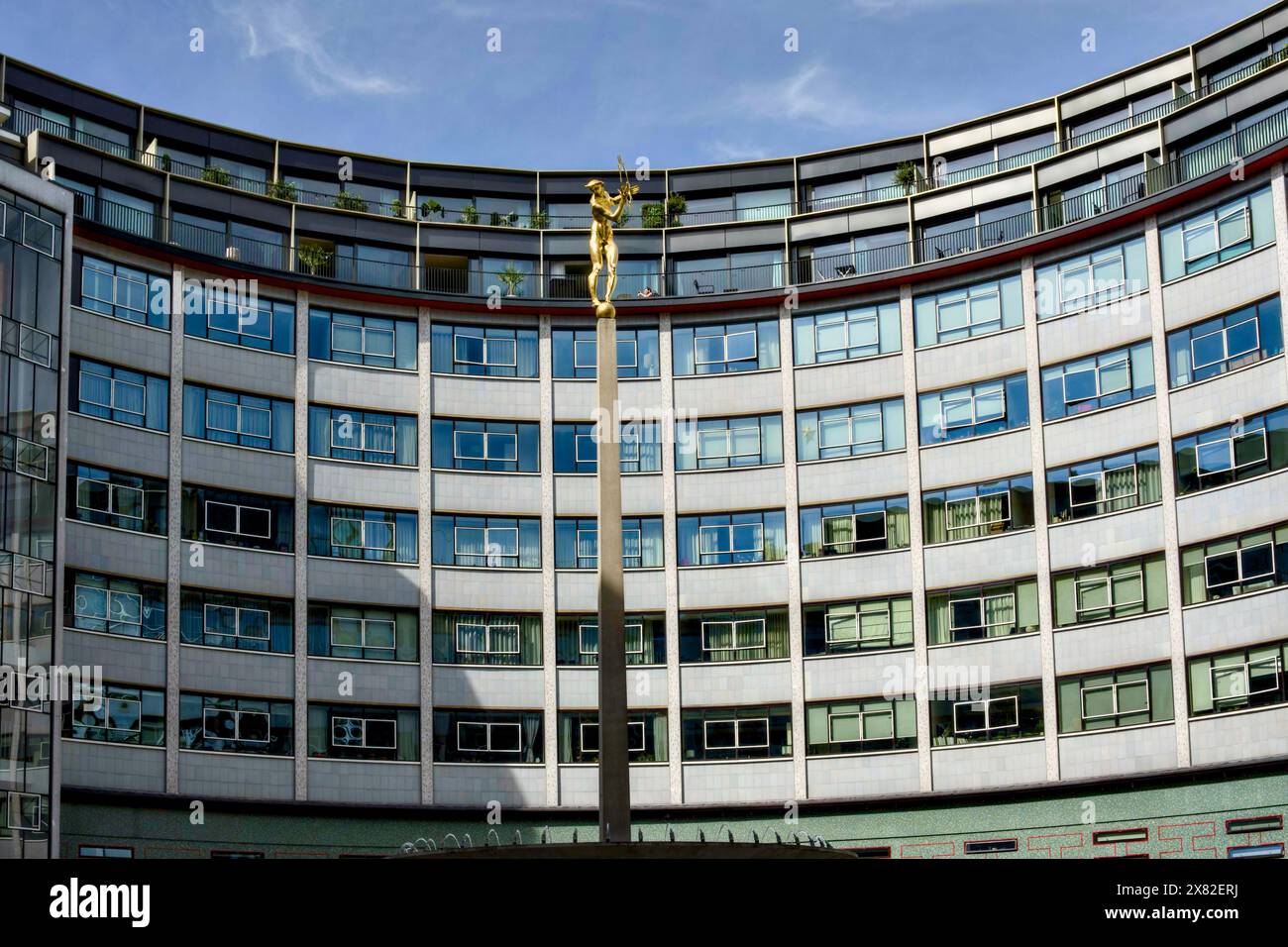 Television Centre White City, ancien siège de la BBC, Wood Lane, Borough of Hammersmith & Fulham, Londres, Angleterre, Royaume-Uni Banque D'Images