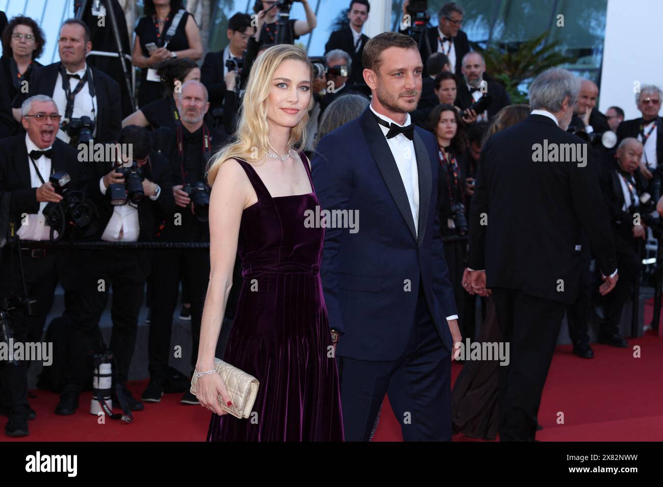 Cannes, France. 22 mai 2024. Cannes, France. 22 mai 2024. Beatrice Borromeo et Pierre Casiraghi présents au tapis rouge 'le Comte de Monte-Cristo' lors de la 77e édition du Festival de Cannes au Palais des Festivals le 22 mai 2024 à Cannes, France. Photo de David Boyer/ABACAPRESS. COM Credit : Abaca Press/Alamy Live News Banque D'Images