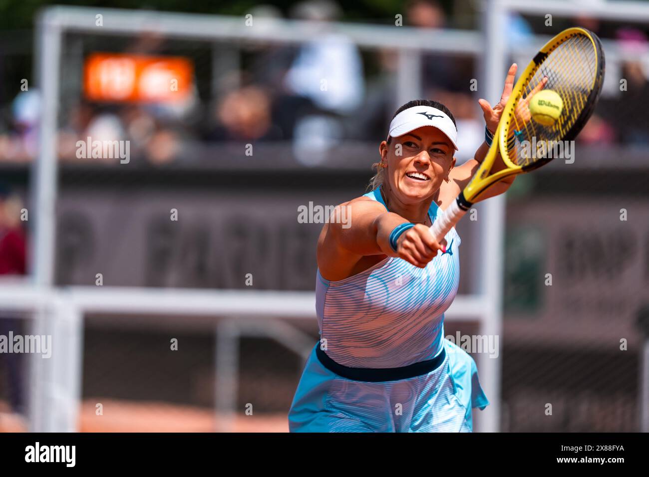 Dalma GALFI (HUN) lors du tournoi de tennis Roland-Garros 2024, ATP et WTA Grand Chelem le 23 mai 2024 au stade Roland-Garros à Paris, France - photo Alexandre Martins/DPPI crédit : DPPI Media/Alamy Live News Banque D'Images