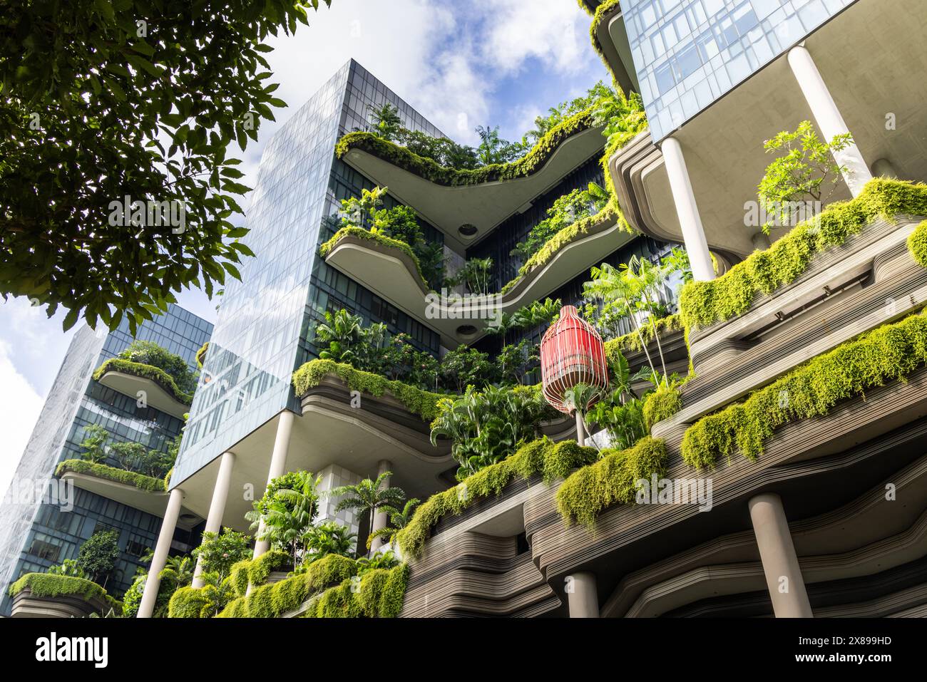 PARKROYAL COLLECTION Pickering Hôtel à Singapour conçu par WOHA Architects dans un style biophilique avec une architecture verte Banque D'Images