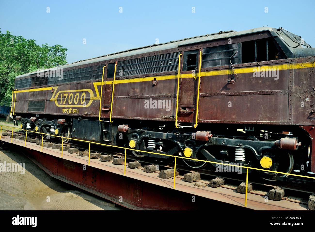 Moteur ferroviaire exposé au National Rail Museum, New Delhi, Inde Banque D'Images