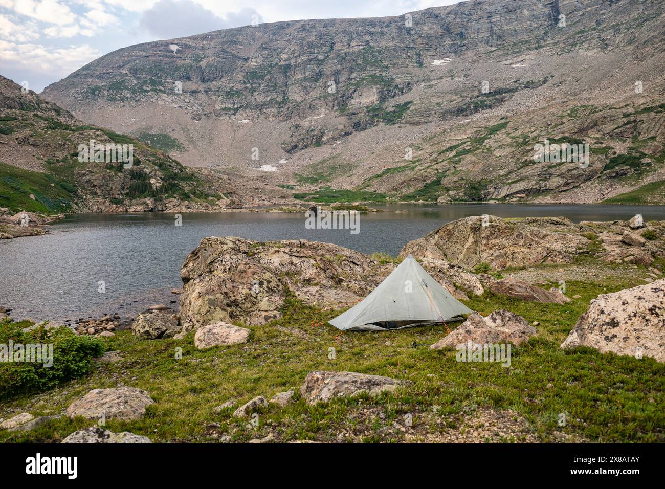 Camping dans la région sauvage des pics indiens, Colorado Banque D'Images