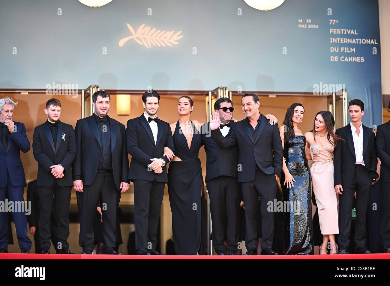 Alain Chabat, Anthony Bajon, Karim Laklou, Francois civil, Adele Exarchopoulos, Alain Attal, Gilles Lellouche, Elodie Bouchez, Mallory Wanecque, Malik Banque D'Images