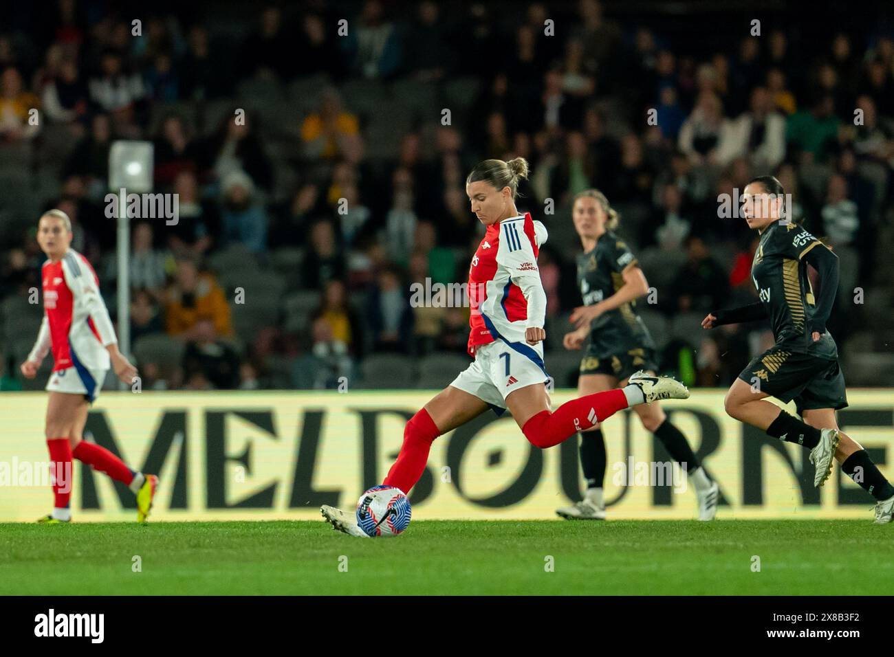 Melbourne, Australie. 24 mai 2024. Melbourne, Australie, 24 mai 2024 : Steph Catley (7 Arsenal) passe la balle lors du match amical de la semaine mondiale du football entre les A-League Women All-Stars et Arsenal au Marvel Stadium de Melbourne, en Australie. (NOE Llamas/SPP) crédit : photo de presse sportive SPP. /Alamy Live News Banque D'Images