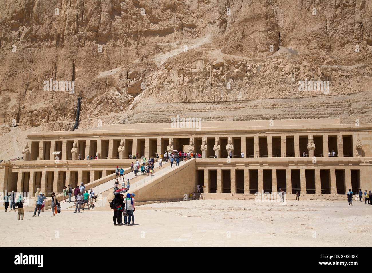 Deir-el-Bahri (Temple d'Hatshepsout), Cisjordanie Louxor, Égypte Banque D'Images