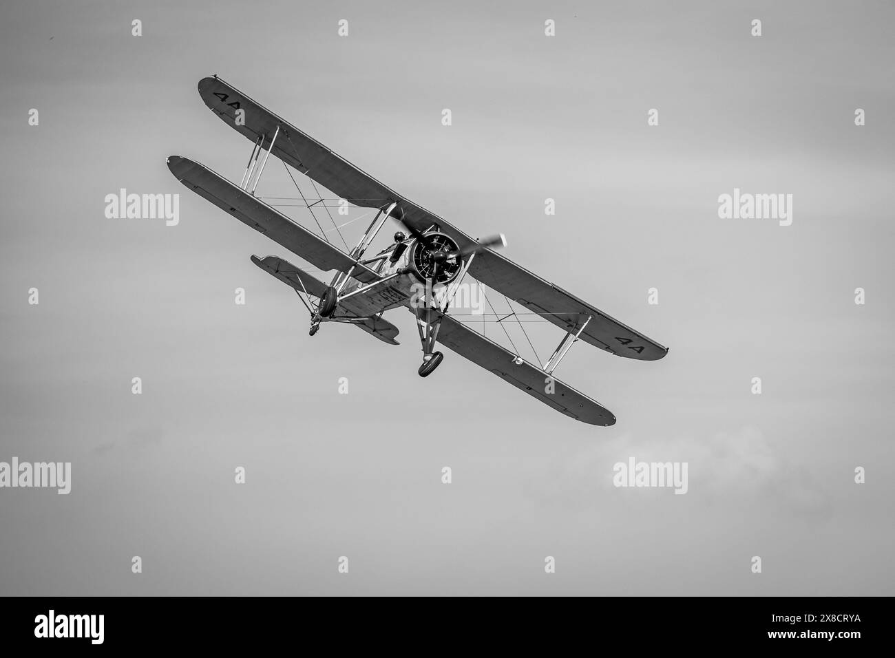 1934 Fairey Swordfish W5856, aéroporté au Best of British Airshow qui s'est tenu à Shuttleworth le 12 mai 2024. Banque D'Images