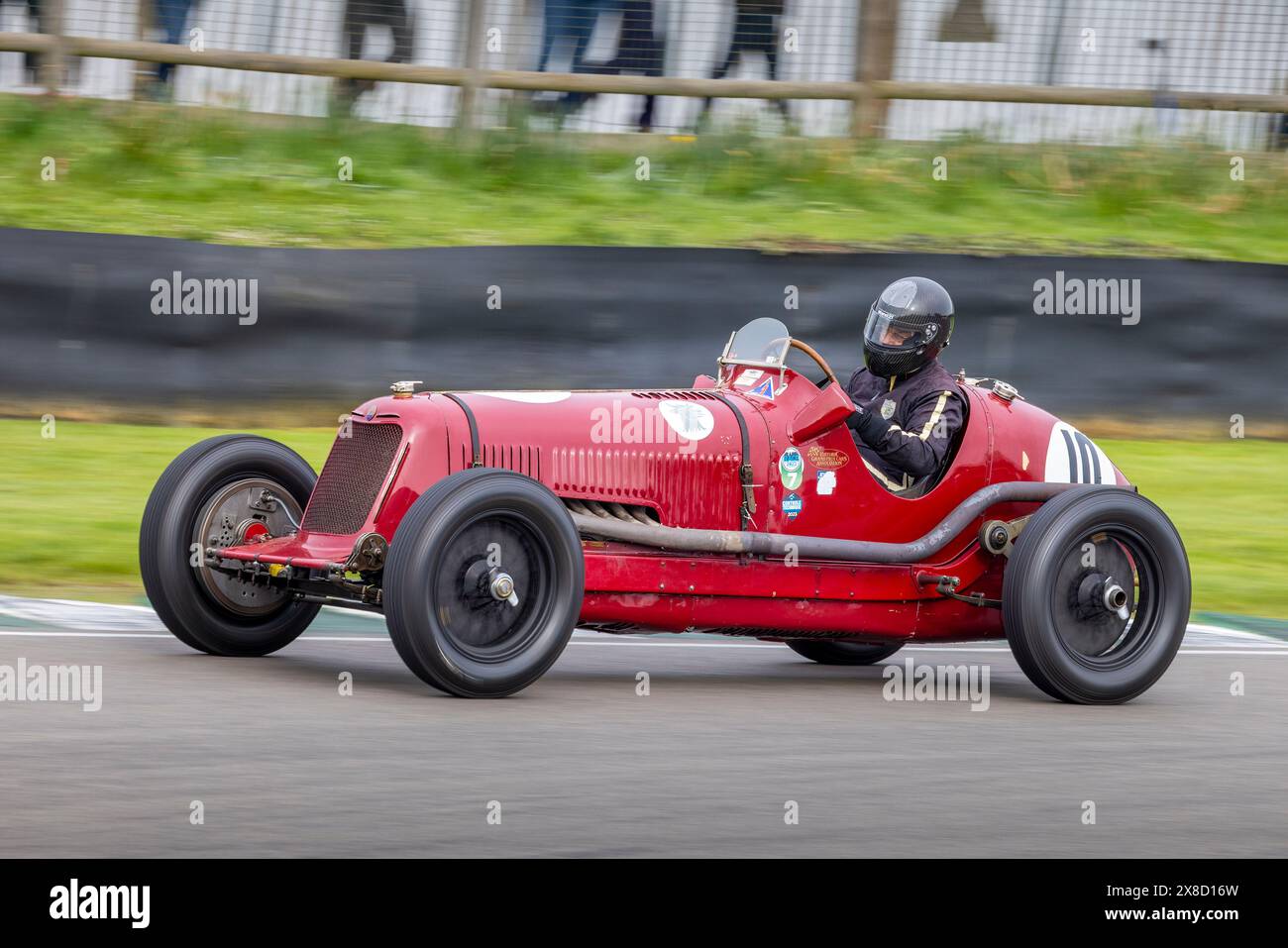 Stephan Rettenmaier dans la Maserati 8CM 1931 lors de la course de la Coupe Parnell lors de la 81e réunion des membres de Goodwood 2024, Sussex, Royaume-Uni Banque D'Images