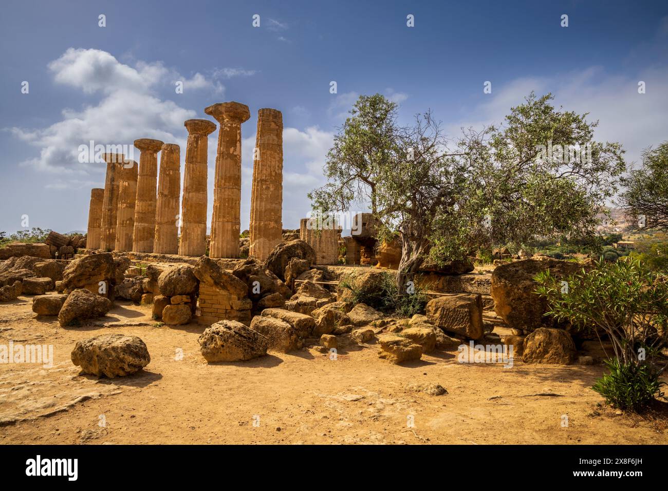 Le temple grec d'Hercule, Vallée des temples, Agrigente, Sicile Banque D'Images