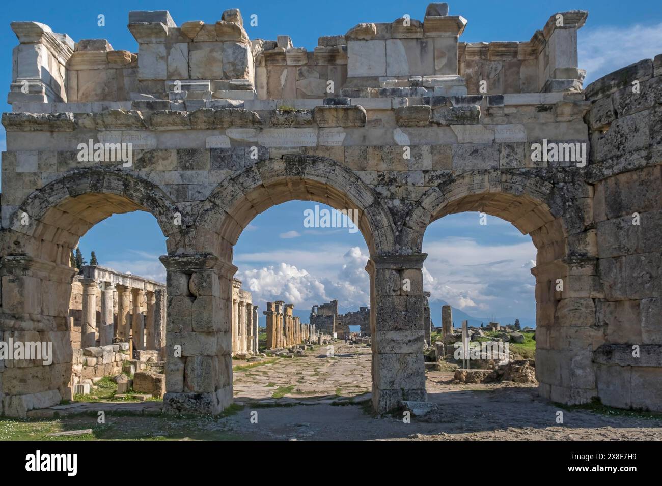 Ancienne ville de Hiérapolis, Pamukkale, Denizli, site du patrimoine mondial de l'UNESCO, Anatolie, Turquie, Asie mineure Banque D'Images