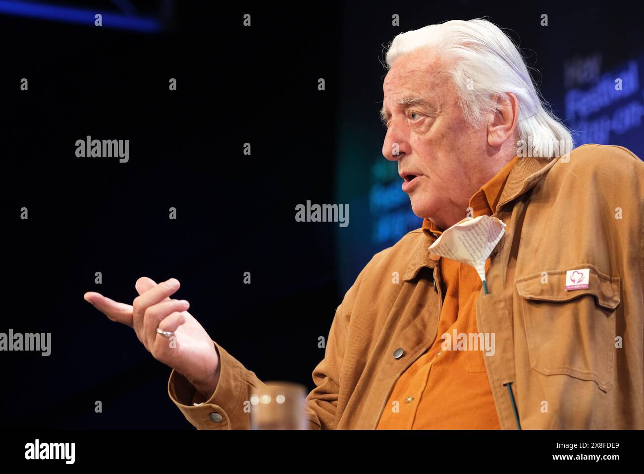 Hay Festival, Hay on Wye, Powys, pays de Galles, Royaume-Uni – samedi 25 mai 2024 – Michael Mansfield KC sur scène parlant de son livre The Power in the People - photo Steven May / Alamy Live News Banque D'Images