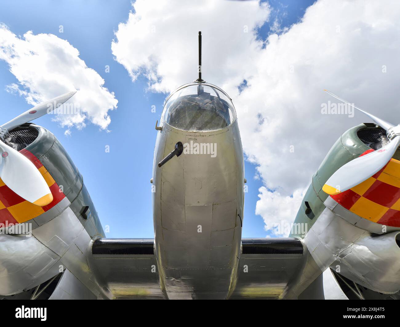Avion militaire Douglas au musée de la base Banque D'Images