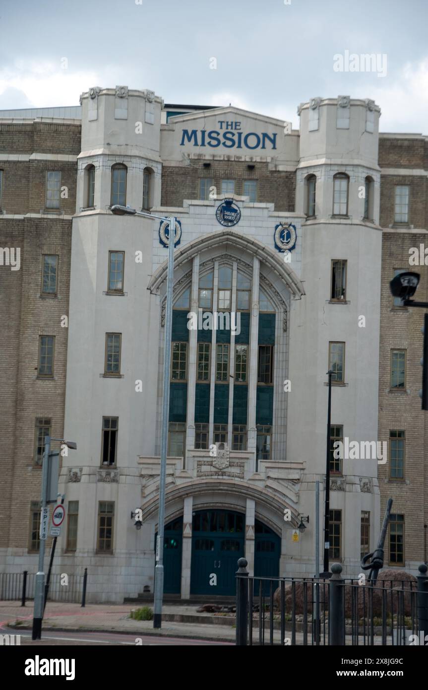 The Mission, Sailors' Society, Limehouse, Tower Hamlets, Londres, Royaume-Uni - un autre bâtiment offrant aux marins un hébergement. Banque D'Images