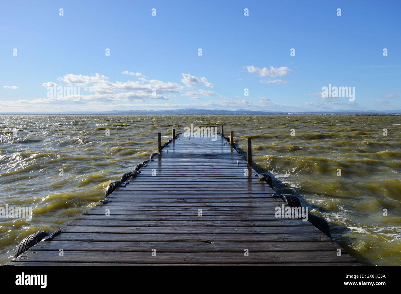 Une jetée dans la lagune d'Albufera Banque D'Images