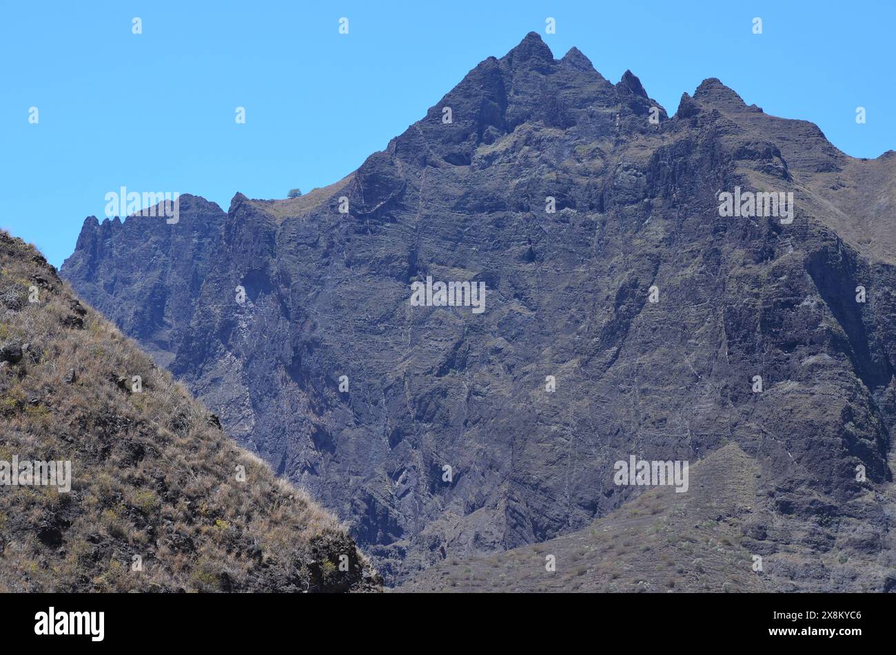 Paysages volcaniques accidentés dans l'ouest de Santo Antao, Cabo Verde Banque D'Images