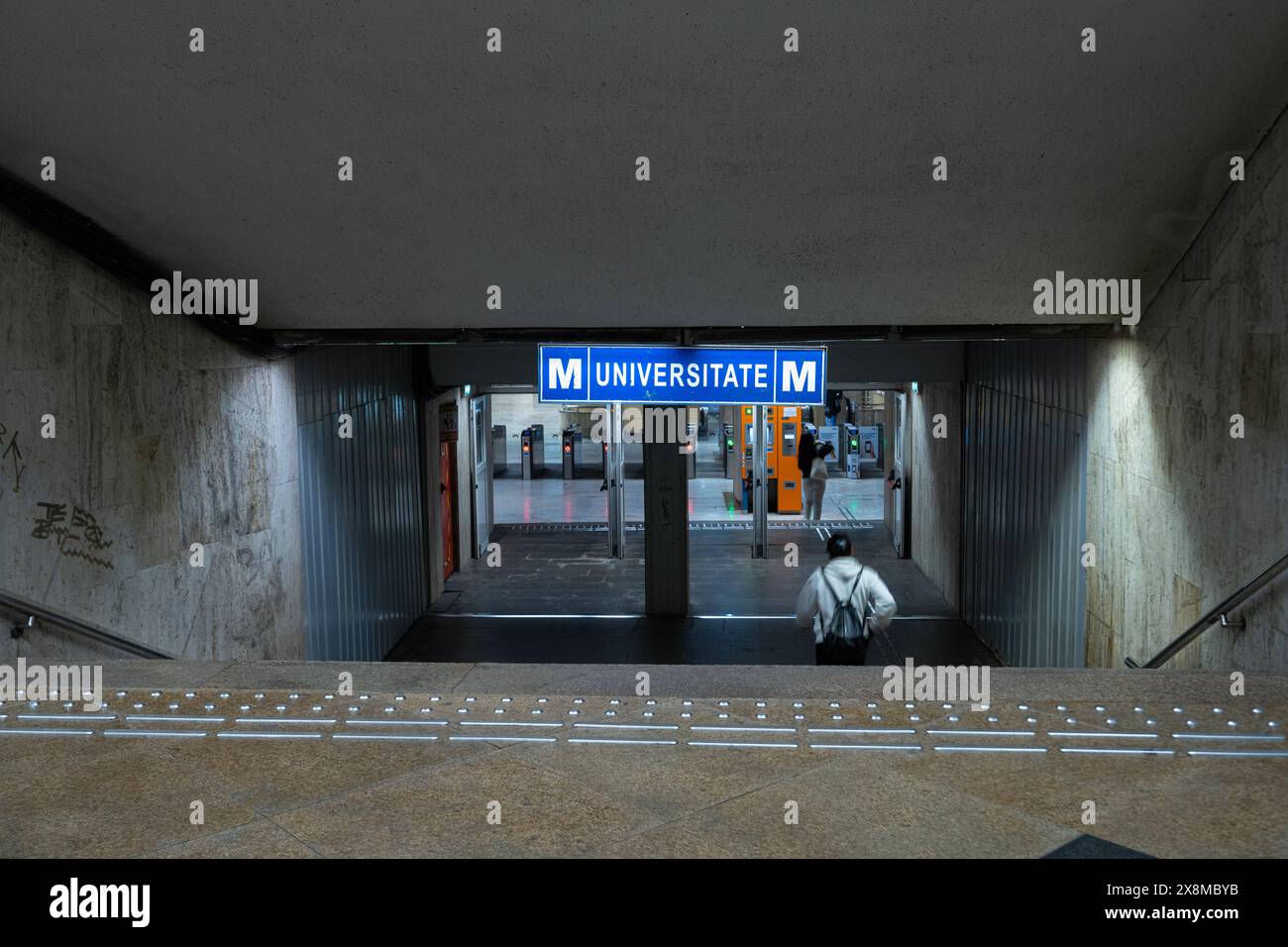 Bucarest, Roumanie. 23 mai 2024. Vue intérieure de la station de métro Universitate dans le centre-ville Banque D'Images