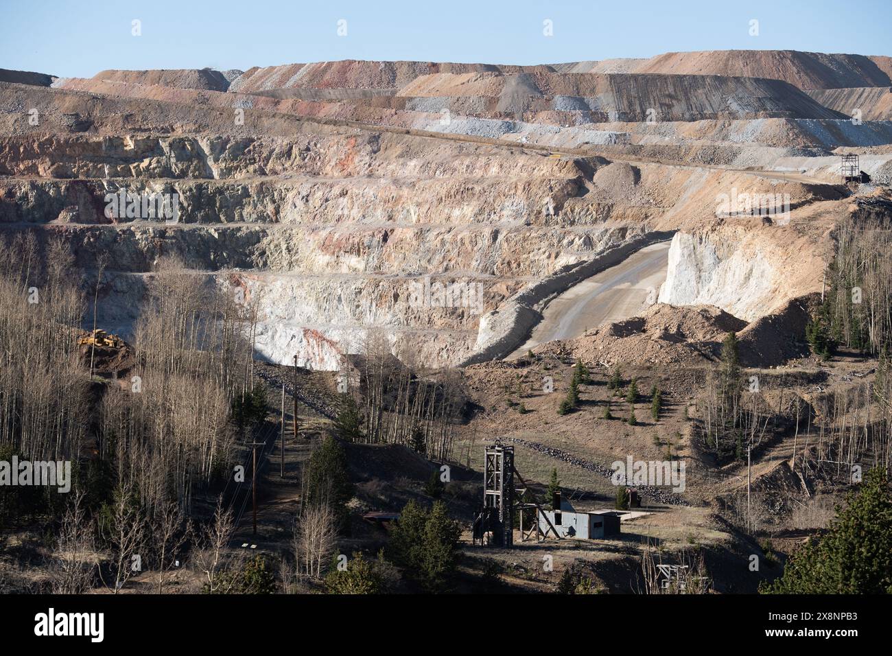 L'exploitation minière à ciel ouvert à Cripple Creek et Victor Gold mine, Victor, Colorado, près de la célèbre ville minière Cripple Creek dans les Rocky Mtns. Banque D'Images