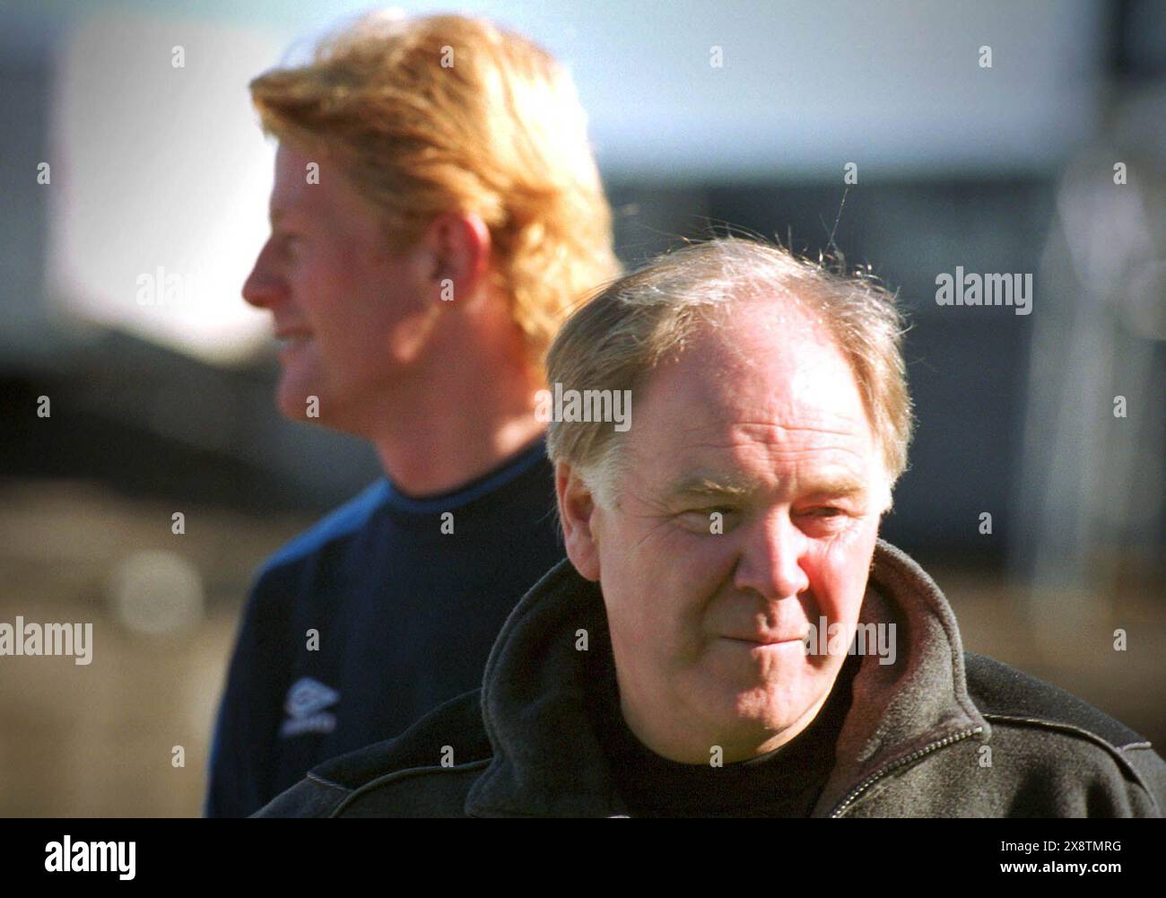 Craig Brown et Colin Hendry ont photographié à Ayr aujourd’hui (lundi 4/10/99) alors que l’équipe écossaise s’entraîne avant le match contre la Bosnie mardi. Banque D'Images