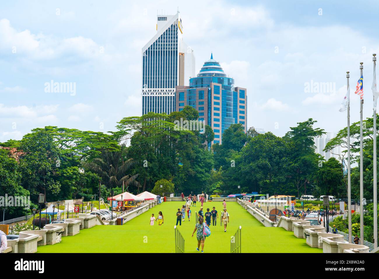 Kuala Lumpur, Malaisie - 12 octobre 2024 : célèbre tour KL et les Scyscrapers du paysage urbain à KualaLumpur, Malaisie Banque D'Images