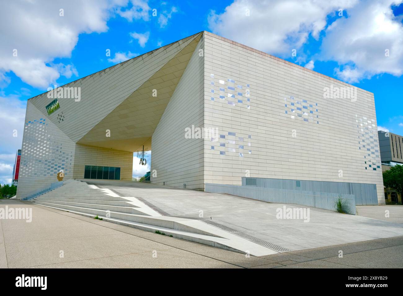 France, Gironde, Bordeaux, espace culturel la MÉCA (Maison de l’Economie créative et de la culture) inaugurée en 2019 Banque D'Images