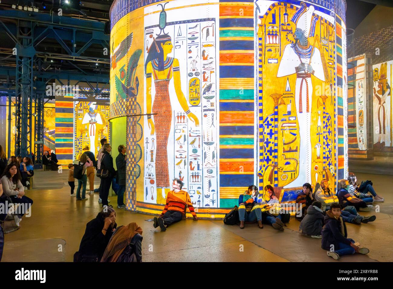 France, Paris, Atelier des lumières, Egypte de l'exposition des Pharaons Banque D'Images