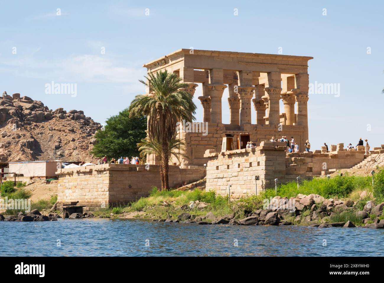 Kiosque de Trajans, complexe du temple de Philae, île d'Agilkia, réservoir du barrage d'Assouan. Lieu de sépulture d'Osiris. Égypte Banque D'Images