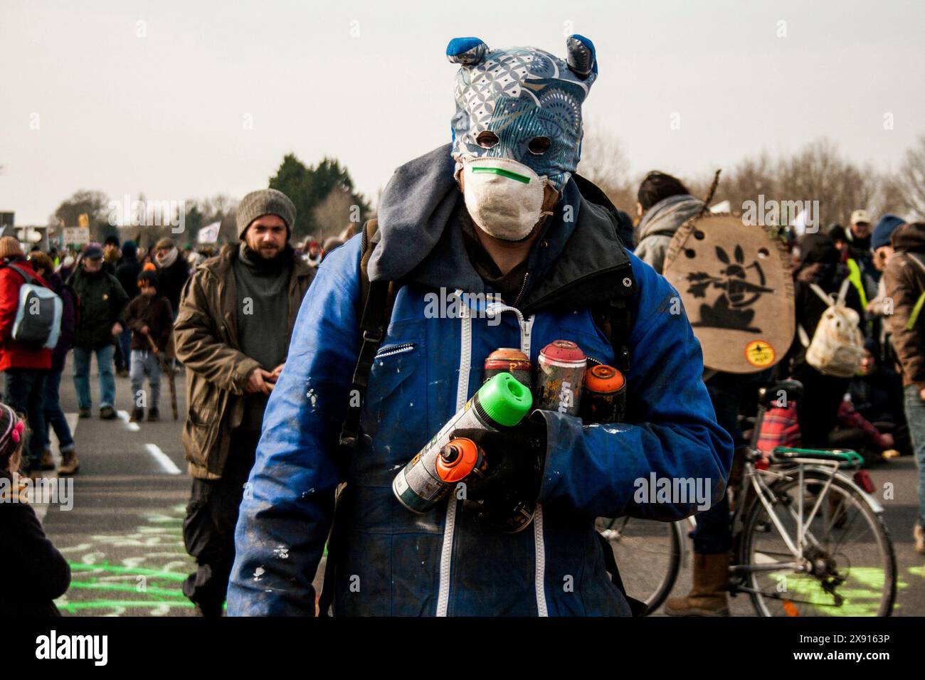 Mouvement social contre la construction de l'aéroport de notre Dame des Landes. Des manifestants dans l'ouest de la France protestent contre un projet de construction d'un aéroport international à notre-Dame-des-Landes, près de Nantes. France. Banque D'Images