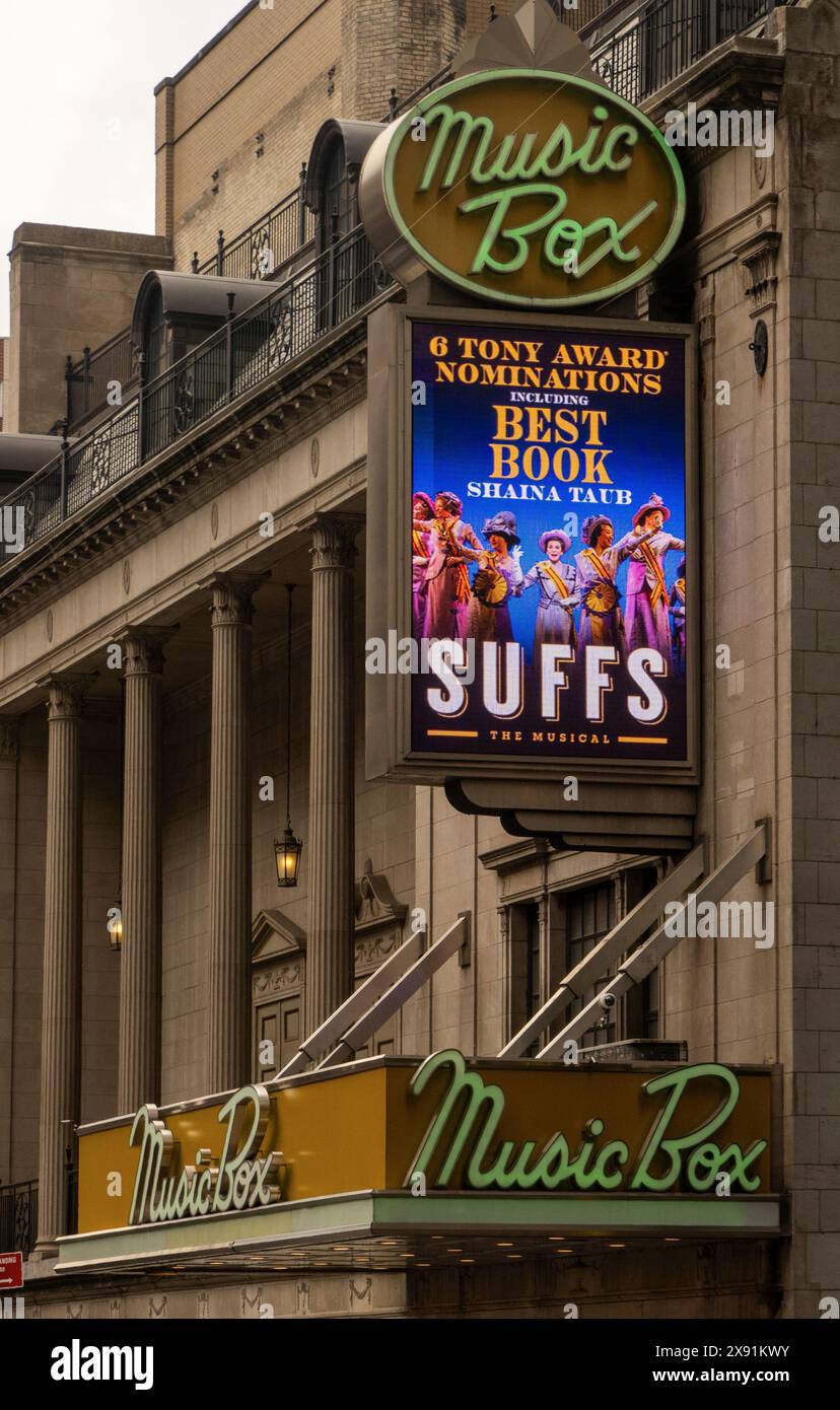 Suffs le panneau de théâtre musical dans le quartier des théâtres de Broadway à Manhattan NYC Banque D'Images