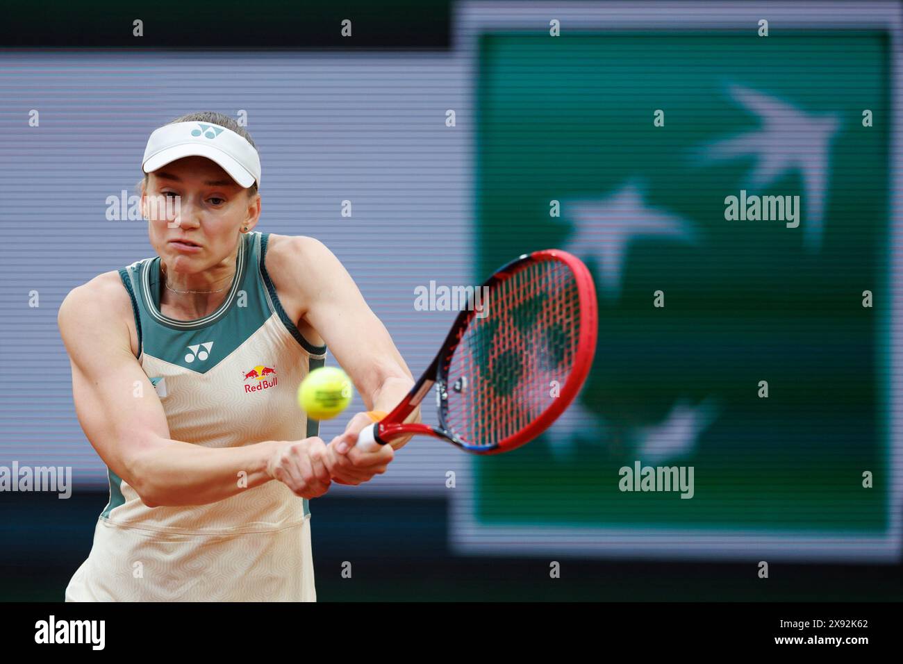 Roland Garros, 28 mai 2024 : Elena Rybakina (KAZ) lors de l'Open de France 2024. Alamy Live News/Corleve Banque D'Images