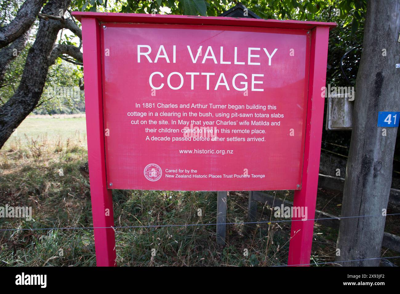 Rai Valley Cottage près de Nelson, Nouvelle-Zélande Banque D'Images