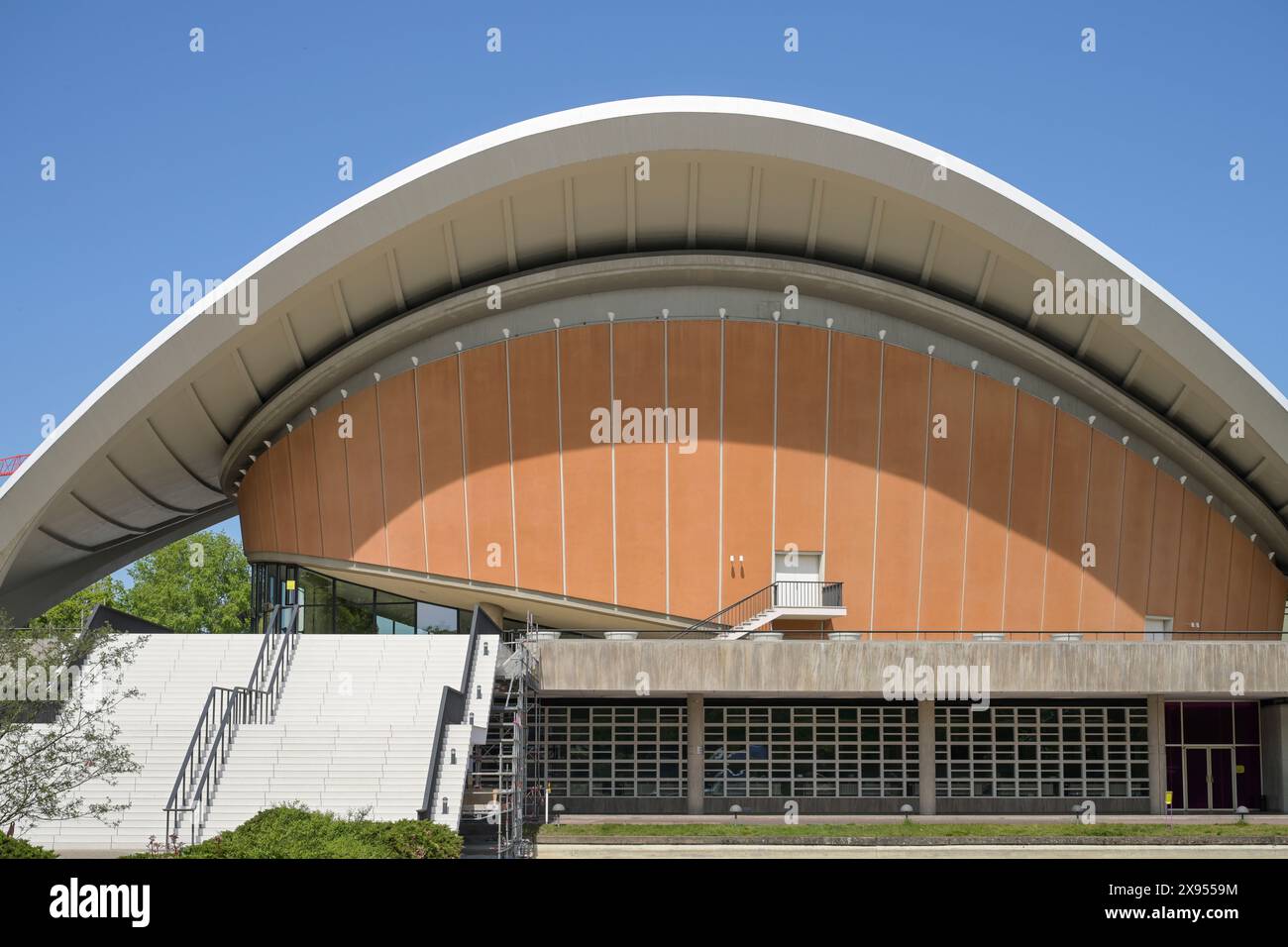 Maison des cultures du monde, John-Foster-Dulles-Allee, Tiergarten, Berlin, Allemagne, Haus der Kulturen der Welt, John-Foster-Dulles-Allee, Tiergarten, Berl Banque D'Images