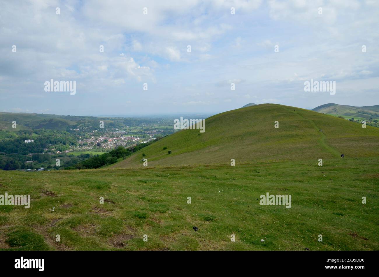 Une vue de Ragleth Hill et Church Stretton dans les collines du Shropshire Banque D'Images
