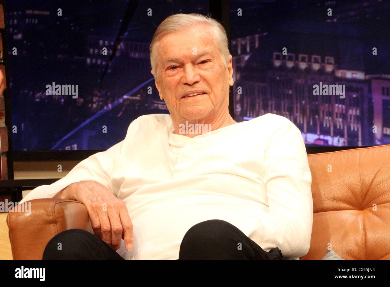 Jochen Busse BEI der Probe zum Theaterstueck - Weisse Turnschuhe - AM 29.05.2024 im Winterhuder Faehrhaus à Hambourg. Banque D'Images