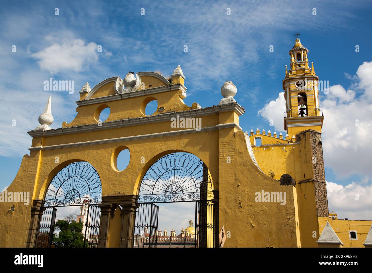 Porte d'entrée, Couvent de San Gabriel Arcangel, Cholula, État de Puebla, Mexique, Amérique du Nord Banque D'Images
