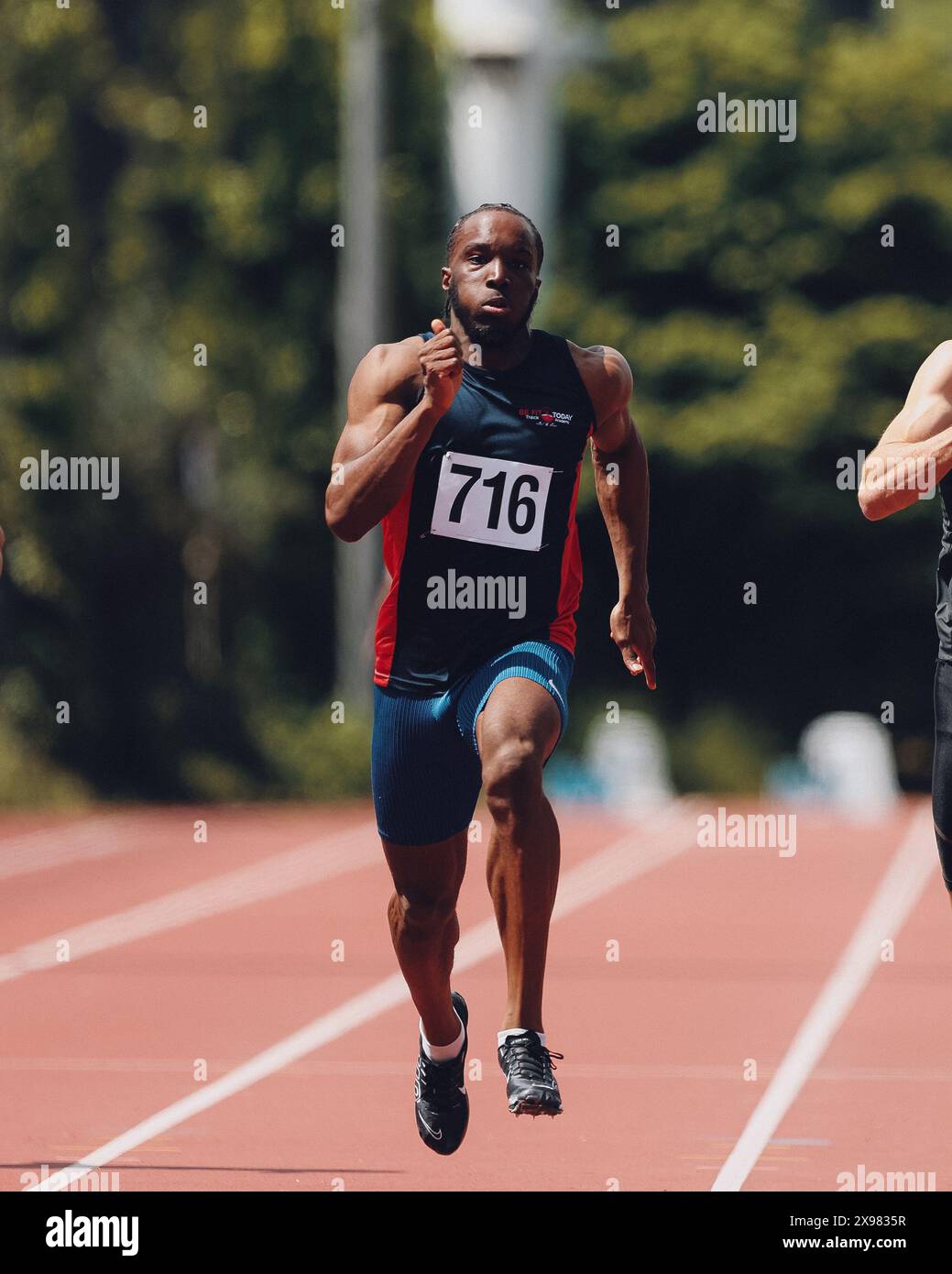 Stratford, Royaume-Uni. 26 mai 2024. Sean Anyaogu de Be Fit Today Track Academy en action Round 1 Heat 5 dans le 100mM du Stratford Speed Grand Prix 2024. Crédit : George Tewkesbury/Alamy Live News Banque D'Images