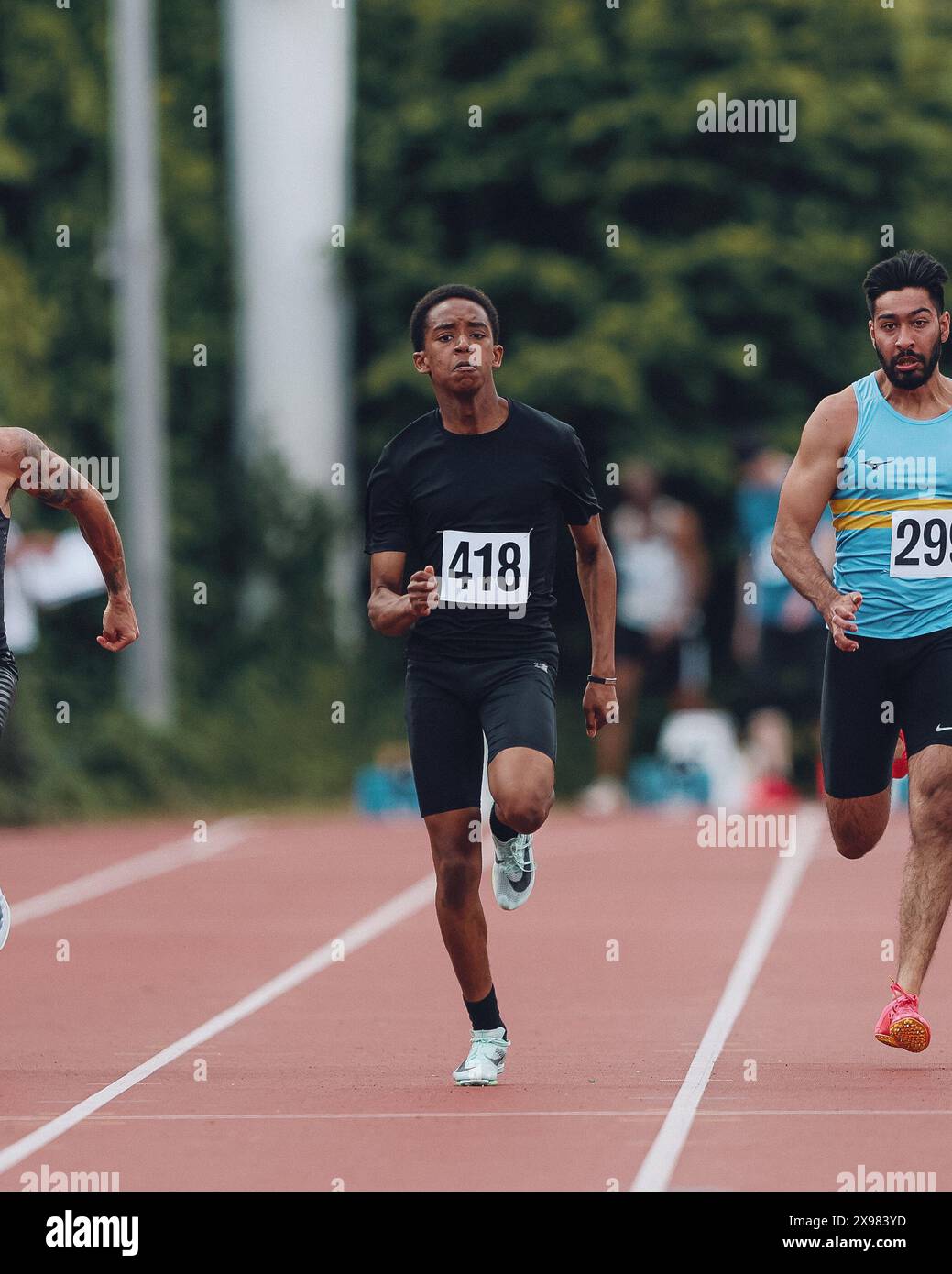 Stratford, Royaume-Uni. 26 mai 2024. Emmanuel Michael de Bracknell A.C. en action lors du Round 1 Heat 33 dans le 100mM du Stratford Speed Grand Prix 2024. Crédit : George Tewkesbury/Alamy Live News Banque D'Images