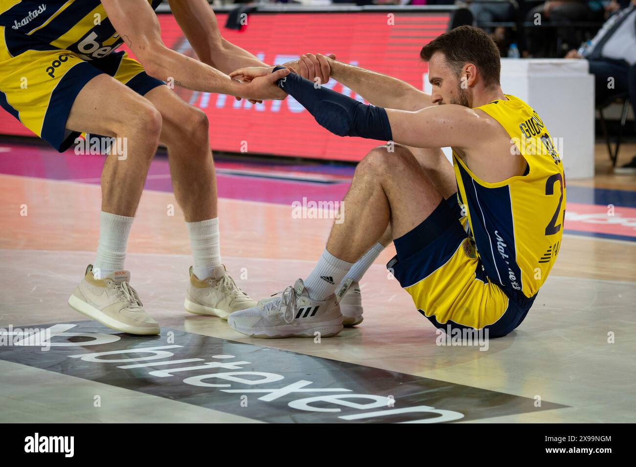 ANKARA / TURQUIE, 15 avril 2024 : match de Super League de basket-ball turque 2023-24, Fenerbahce Beko vs Turk Telekom. Banque D'Images