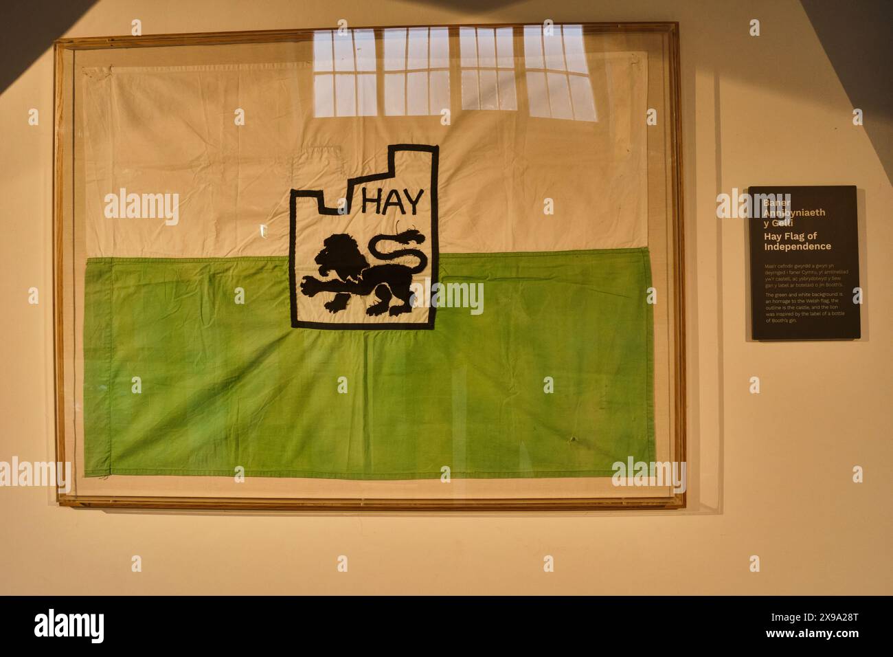 Le drapeau de l'indépendance à Hay Castle, Hay-on-Wye, Powys, pays de Galles Banque D'Images