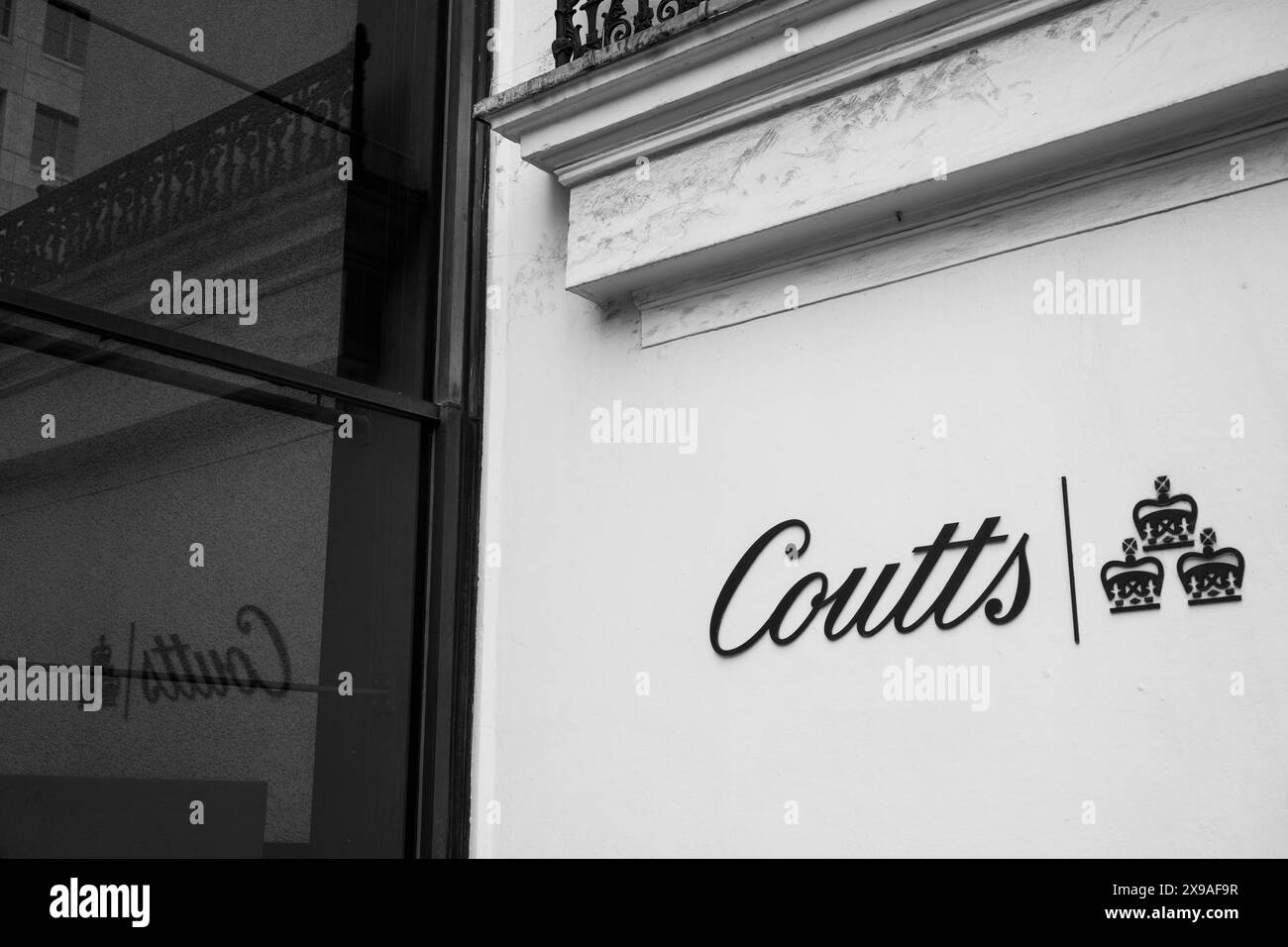 Black and White, Coutts Private Bank, The Strand, Londres, Angleterre, UK, GB. Banque D'Images Black and White, Coutts Private Bank, The Strand, Londres, Angleterre, UK, GB. Banque D'Images