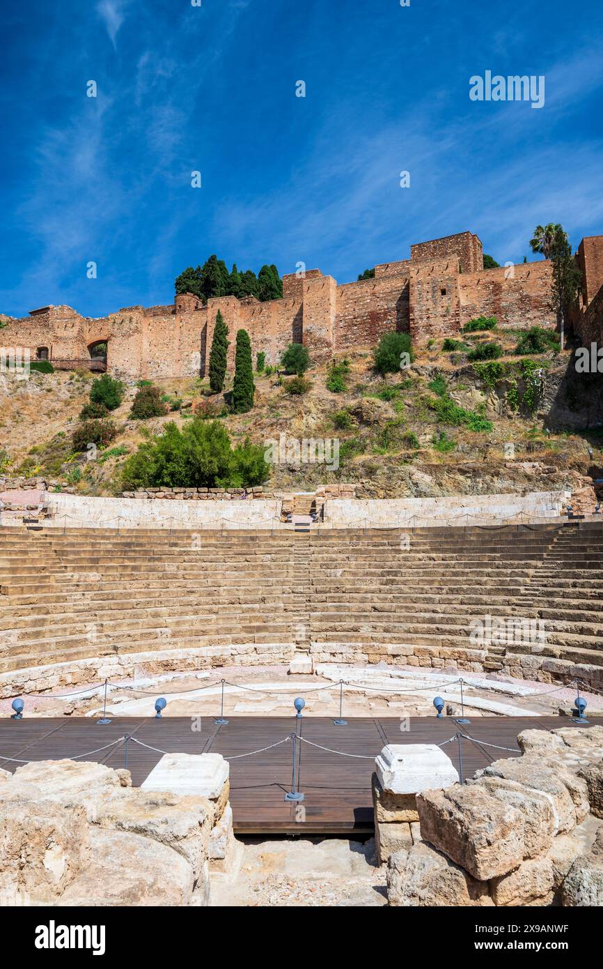 Théâtre romain et la forteresse Alcazaba, Malaga, Andalousie, Espagne Banque D'Images
