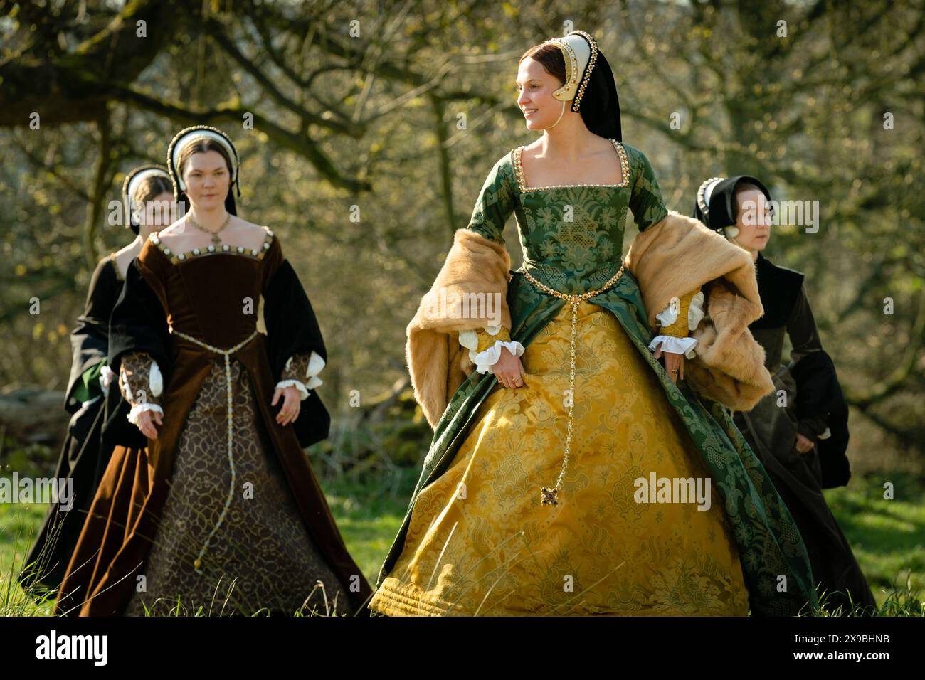 Firebrand (2023) réalisé par Karim Aïnouz et mettant en vedette Alicia Vikander dans le rôle de Katherine Parr, la sixième épouse du roi Henry VIII. photographie publicitaire ***USAGE ÉDITORIAL SEULEMENT***. Crédit : BFA / Larry Horricks / attractions routières Banque D'Images