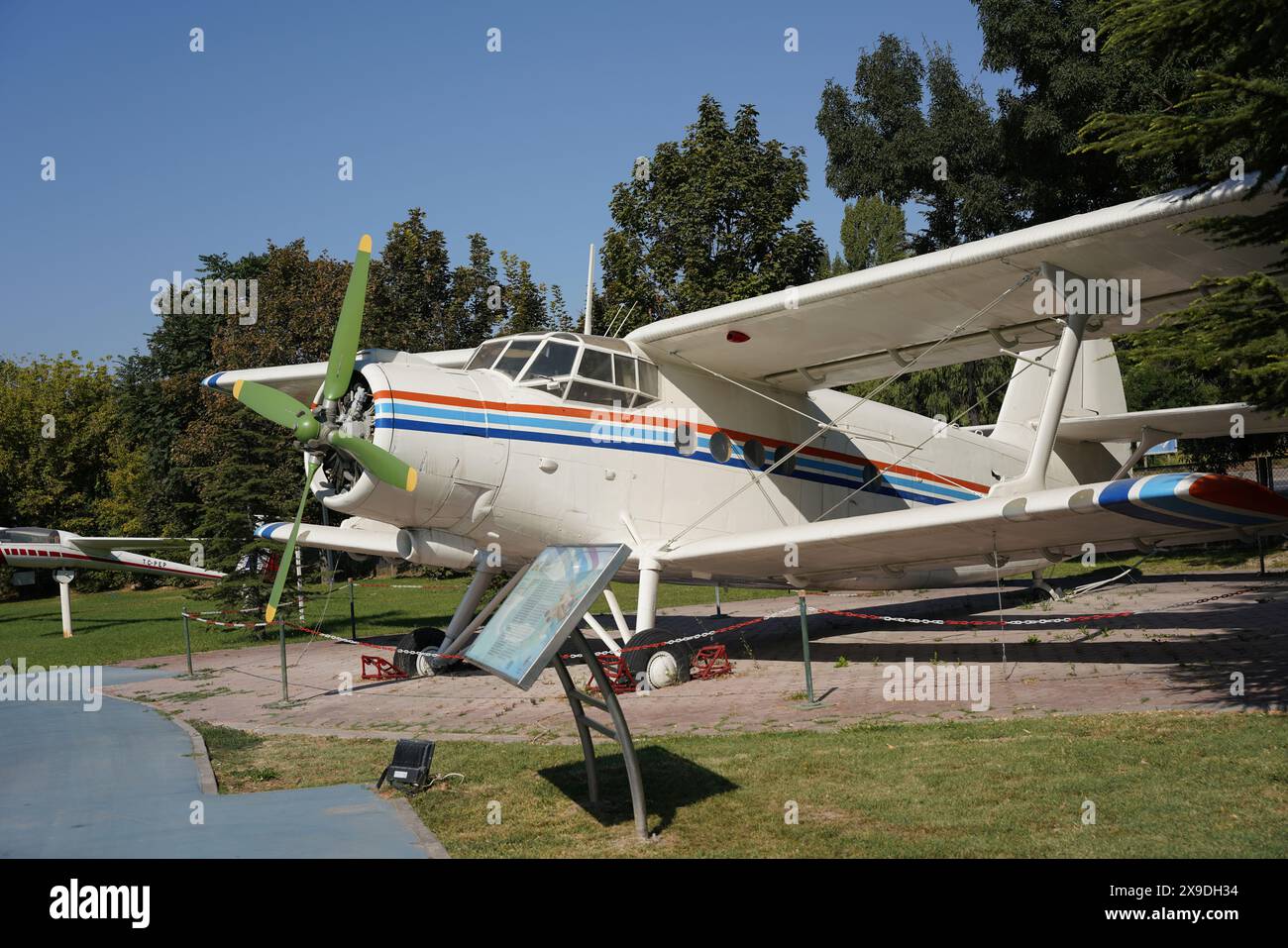 ESKISEHIR, TURKIYE - 17 SEPTEMBRE 2023 : Antonov AN-2 exposé au Vecihi Hurkus Aviation Park Banque D'Images