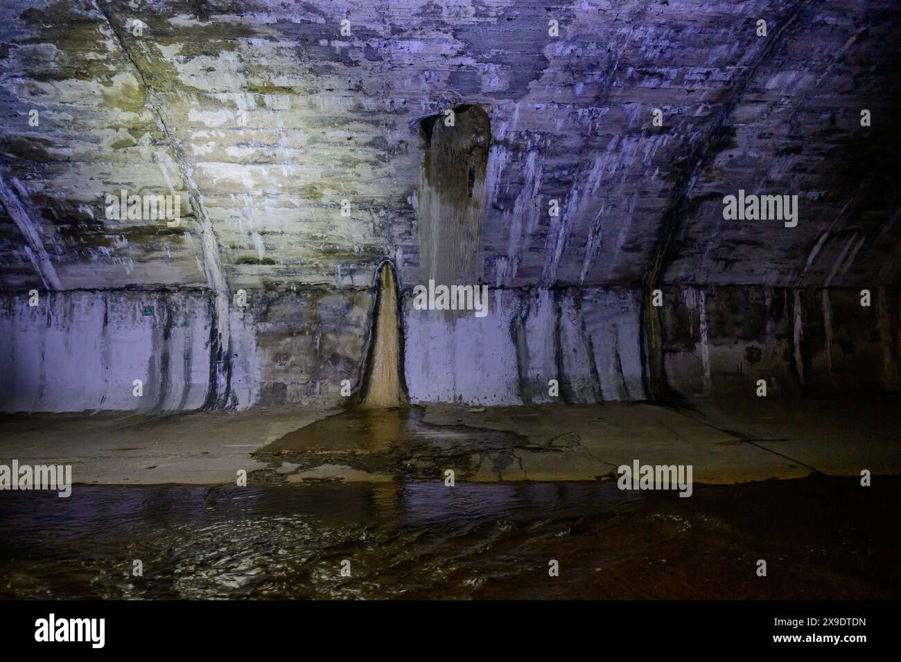 vienne, autriche, 30 mai 2024, lit souterrain de la rivière wienfluss près de karlsplatz *** wien, österreich, 30. mai 2024, unterirdisches flussbett des wienflusses beim karlsplatz Copyright : xx Banque D'Images