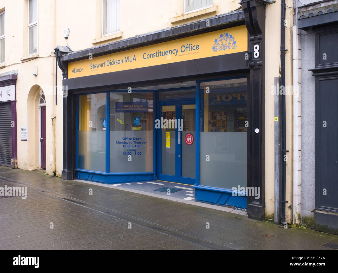 Bureau de circonscription du député Stewart Dickson à Carrickfergus, Irlande du Nord Banque D'Images